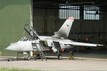 ZH557 - Royal Air Force Panavia Tornado F.3