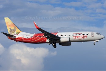 VT-AXW - Air India Express Boeing 737-800