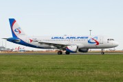 Ural Airlines VP-BPU image