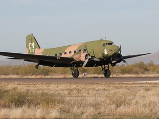 N2805J - Private Douglas C-47D Skytrain