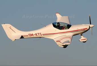 OM-KTS - Slovensky Narodny Aeroklub Aerospol WT9 Dynamic