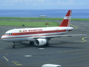 3B-NBH - Air Mauritius Airbus A319