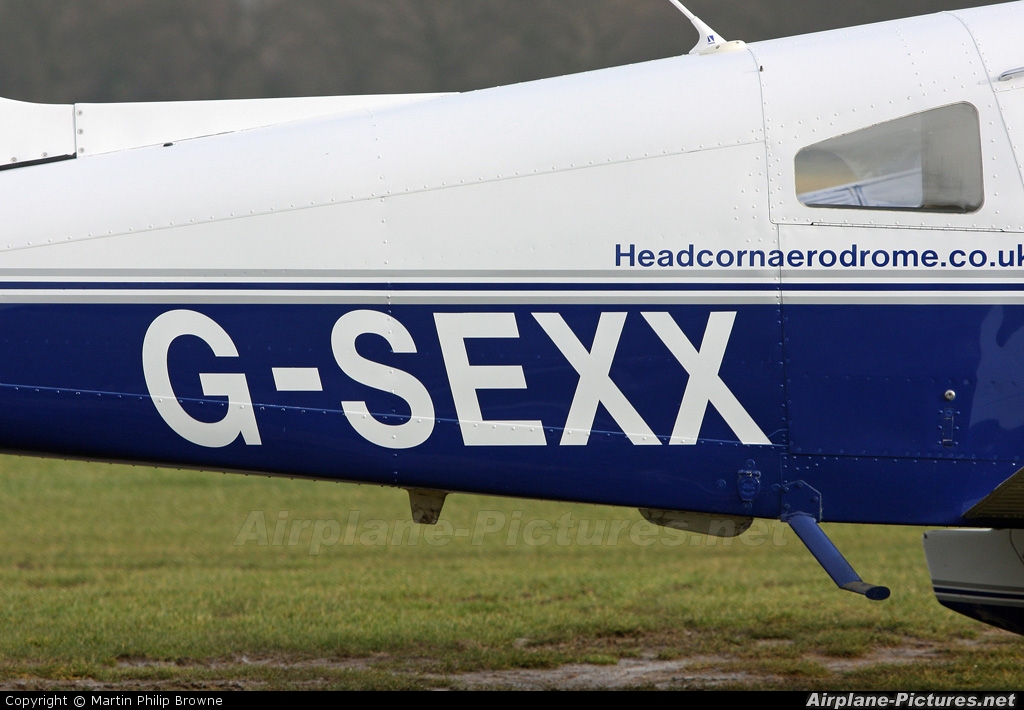 Private G-SEXX aircraft at Lashenden / Headcorn