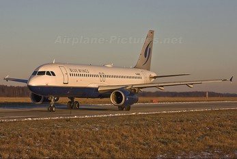 D-ANNC - Blue Wings Airbus A320