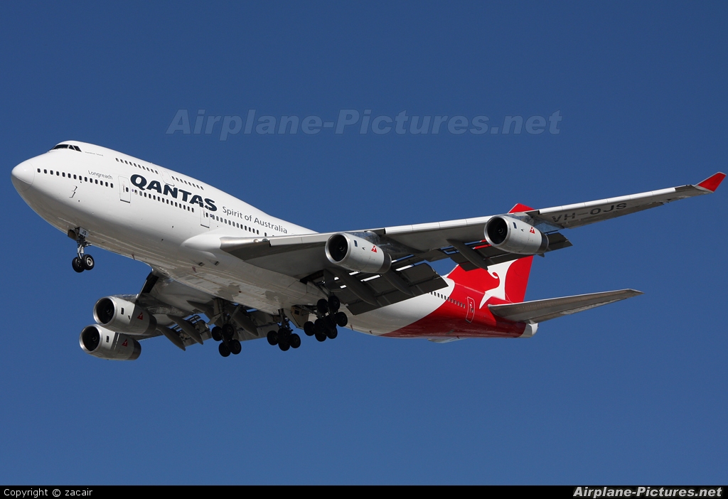 QANTAS VH-OJS aircraft at Perth, WA