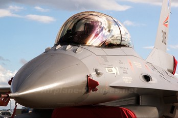 305 - Norway - Royal Norwegian Air Force General Dynamics F-16B Fighting Falcon