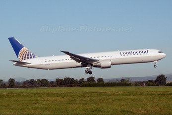 N67058 - Continental Airlines Boeing 767-400ER