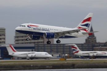 G-EUNB - British Airways Airbus A318