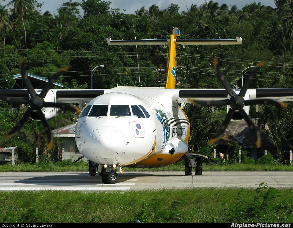 Cebu Pacific Air RP-C7255 aircraft at Caticlan