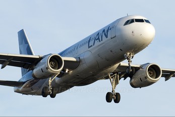 LV-BRA - LAN Argentina Airbus A320