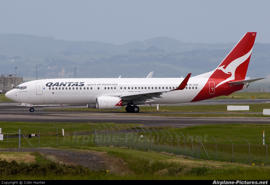 ZK-ZQC - QANTAS Boeing 737-800 at Auckland Intl | Photo ID 69189 |  Airplane-Pictures.net