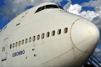 ZS-SAN - South African Airways Boeing 747-200
