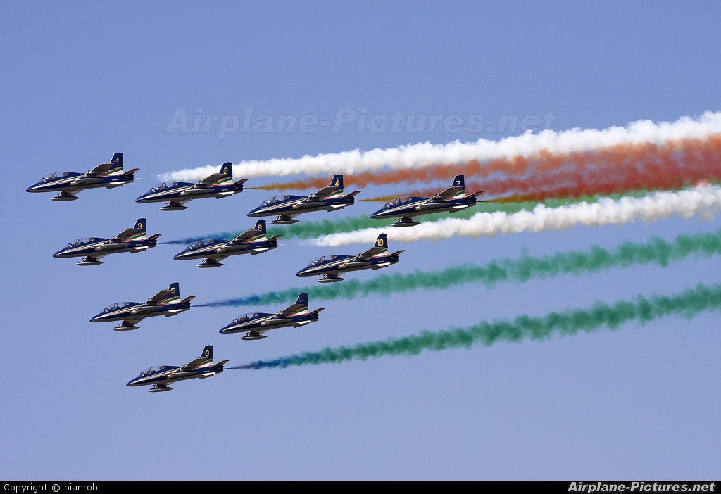Italy - Air Force "Frecce Tricolori" - aircraft at Cameri