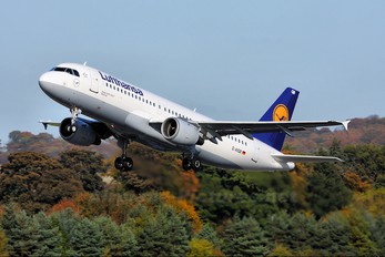 D-AIQB - Lufthansa Airbus A320