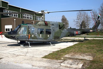 MM81156 - Italy - Air Force Agusta / Agusta-Bell AB 212AM
