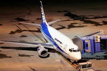JA8504 - ANA/ANK - Air Nippon Boeing 737-500