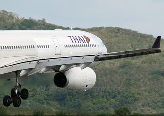 HS-TEP - Thai Airways Airbus A330-300