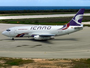 HC-CFY - Icaro Boeing 737-200F