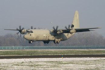 MM62193 - Italy - Air Force Lockheed C-130J Hercules