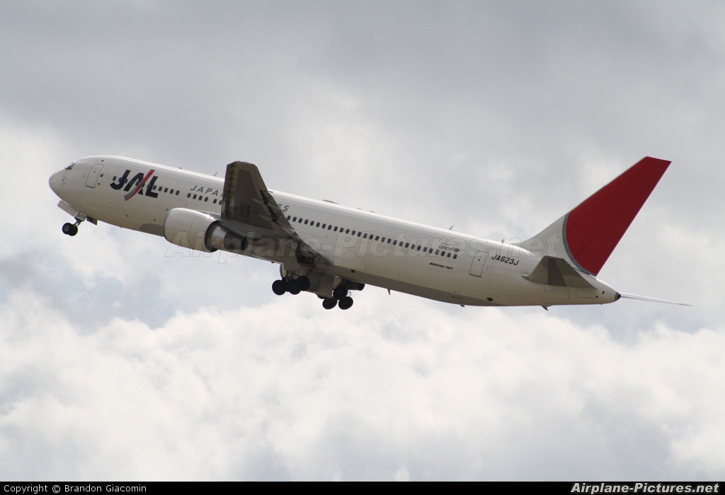 JAL - Japan Airlines JA623J aircraft at Brisbane, QLD