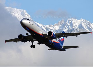 VP-BZS - Aeroflot Airbus A320