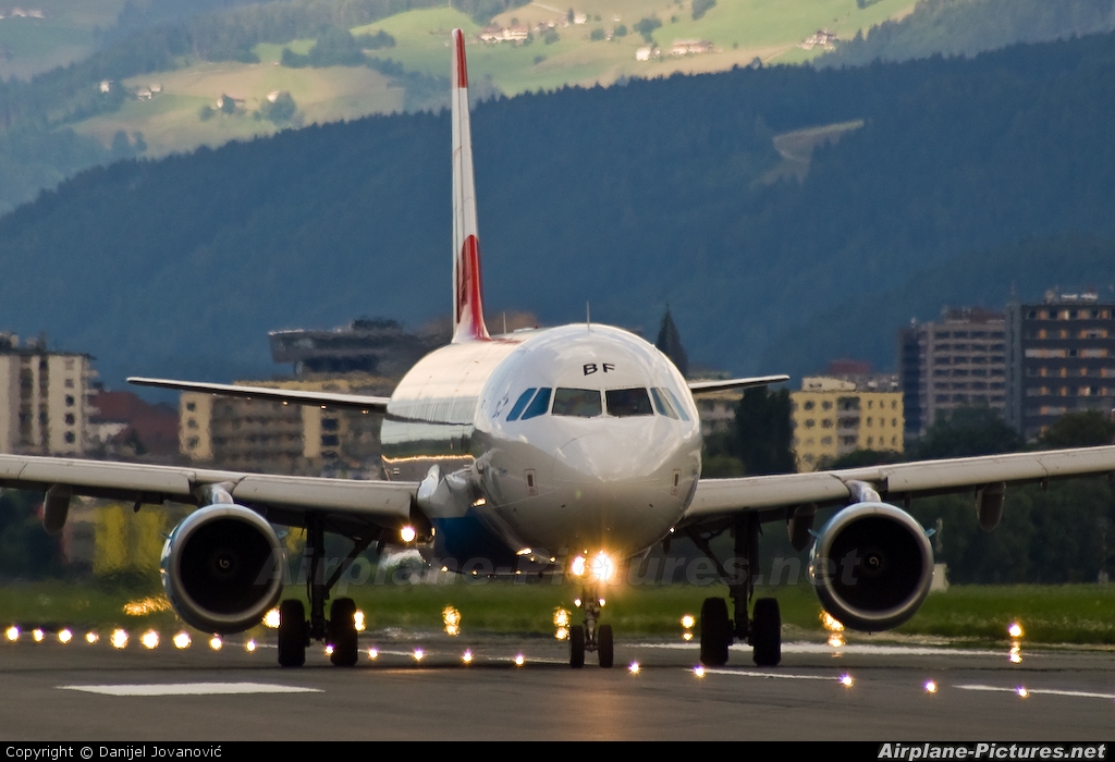 Austrian Airlines/Arrows/Tyrolean OE-LBF aircraft at Innsbruck