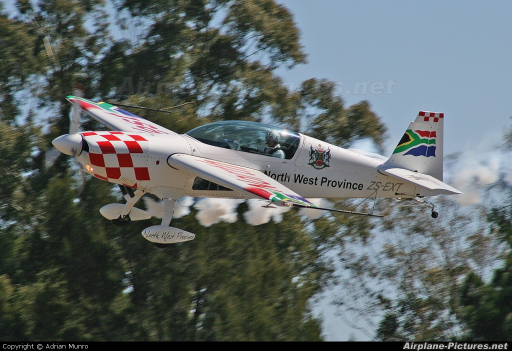 Private ZS-EXT aircraft at Johannesburg - Rand