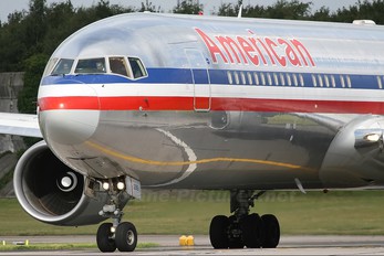 N335AA - American Airlines Boeing 767-200