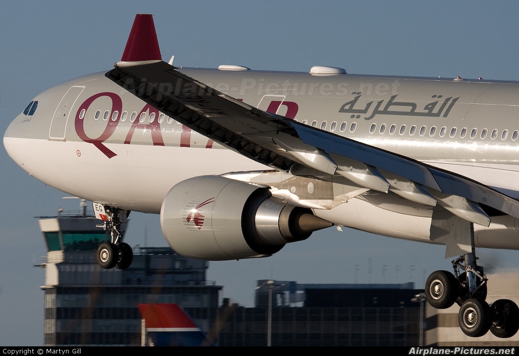 Qatar Airways A7-AEG aircraft at Manchester