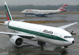 I-DISD - Alitalia Boeing 777-200ER