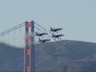 161967 - USA - Navy : Blue Angels McDonnell Douglas F/A-18A Hornet