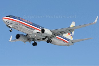 N905AN - American Airlines Boeing 737-800