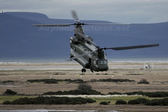 ZD574 - Royal Air Force Boeing Chinook HC.2
