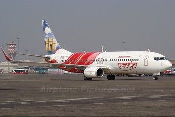 VT-AXH - Air India Express Boeing 737-800
