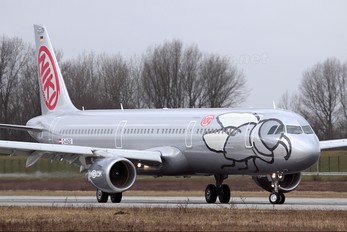 D-AVZG - Niki Airbus A321