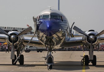 N996DM - The Flying Bulls Douglas DC-6B