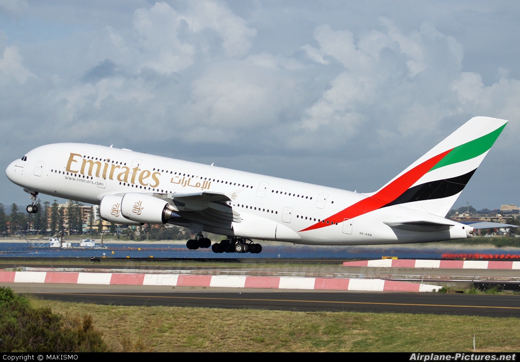 Emirates Airlines A6-EDD aircraft at Sydney - Kingsford Smith Intl, NSW