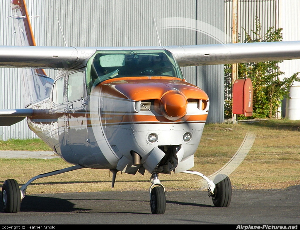Private N4810Y aircraft at Stellenbosch