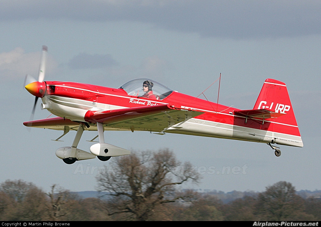 Private G-IIRP aircraft at Lashenden / Headcorn