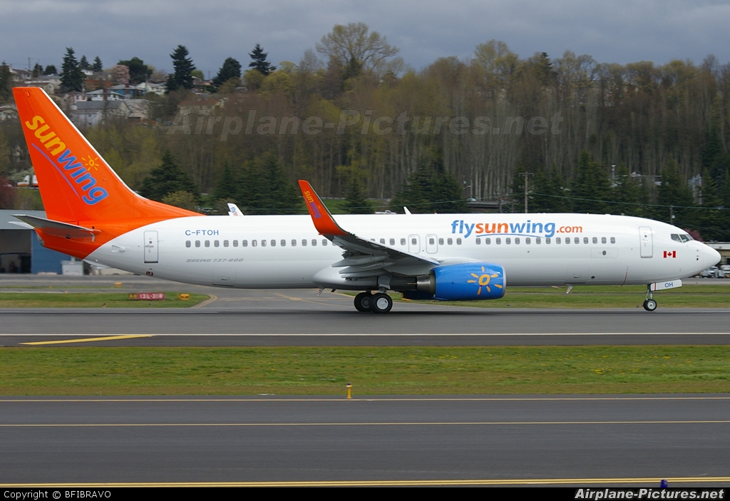 Sunwing Airlines C-FTOH aircraft at Seattle - Boeing Field / King County Intl
