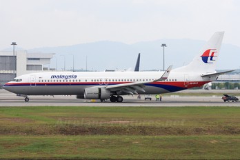 9M-MLB - Malaysia Airlines Boeing 737-800