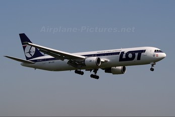 SP-LPC - LOT - Polish Airlines Boeing 767-300ER