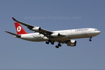 TC-JDM - Turkish Airlines Airbus A340-300