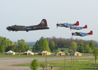 F-AZDX - Association Forteresse Toujours Volante Boeing B-17G Flying Fortress
