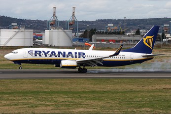 EI-DHG - Ryanair Boeing 737-800
