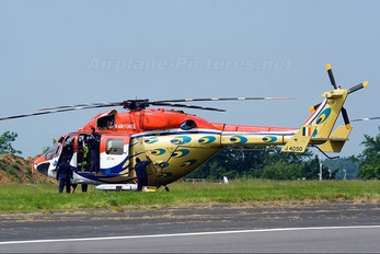 J4050 - India - Air Force: Sarang Display Team Hindustan Dhruv