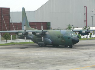 4704 - Philippines - Air force Lockheed C-130H Hercules