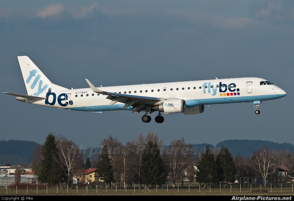 Flybe G-FBEC aircraft at Salzburg