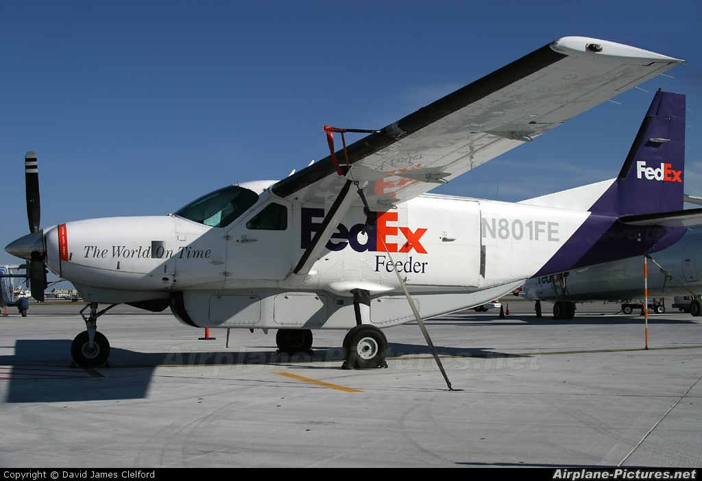 FedEx Feeder N801FE aircraft at Miami Intl