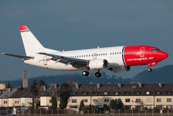 LN-KKU - Norwegian Air Shuttle Boeing 737-300
